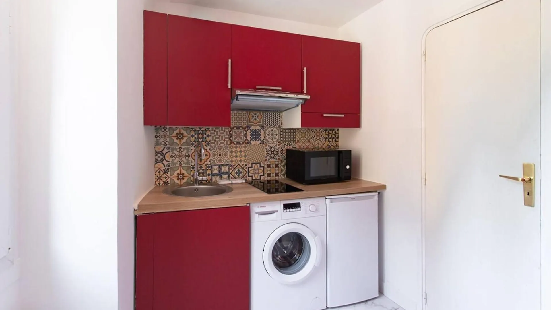 Lympia -Cosy Studio, 200 M Plages De Nice - Le Port 0*,  フランス