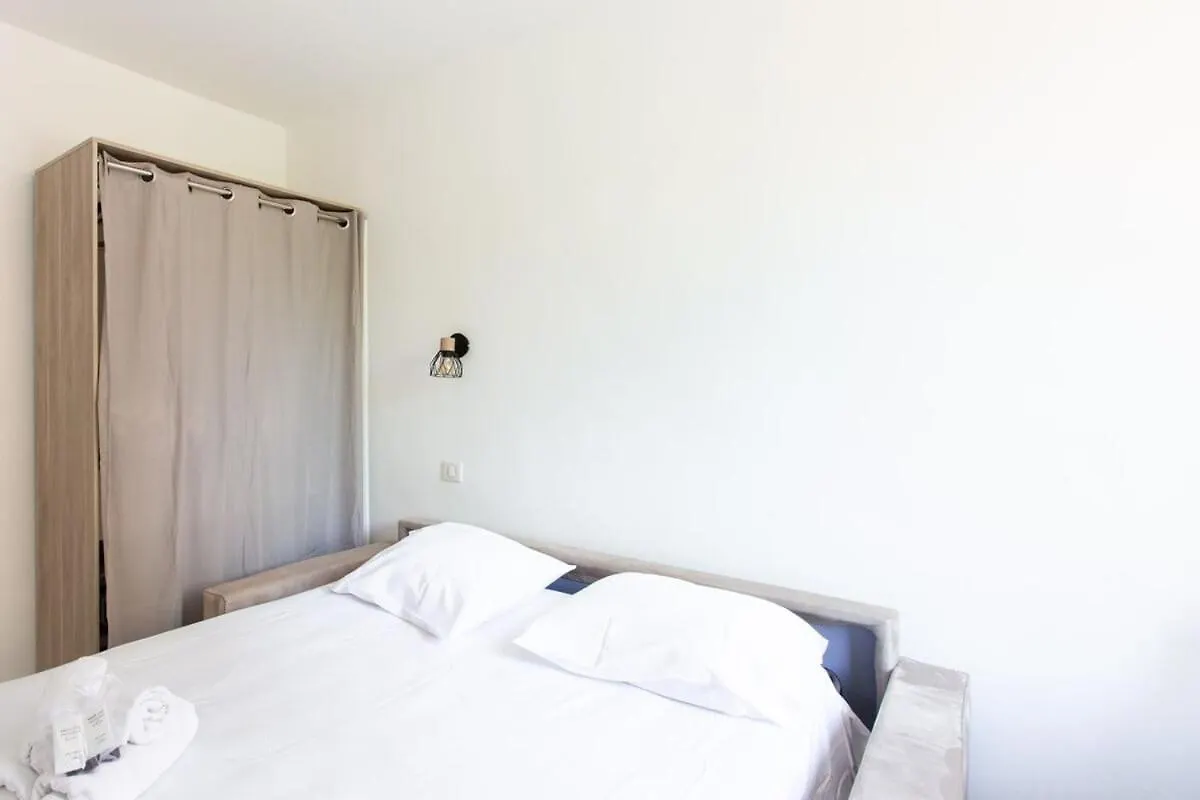 Lympia -Cosy Studio, 200 M Plages De Nice - Le Port Apartment